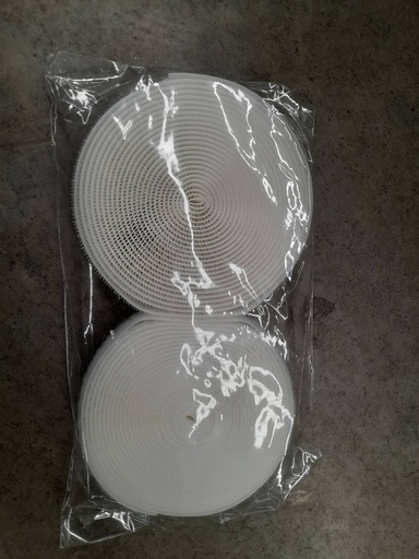 [1002689] ตีนตุ๊กแก 25มม. x 4.5ม. ขาว PTK-0